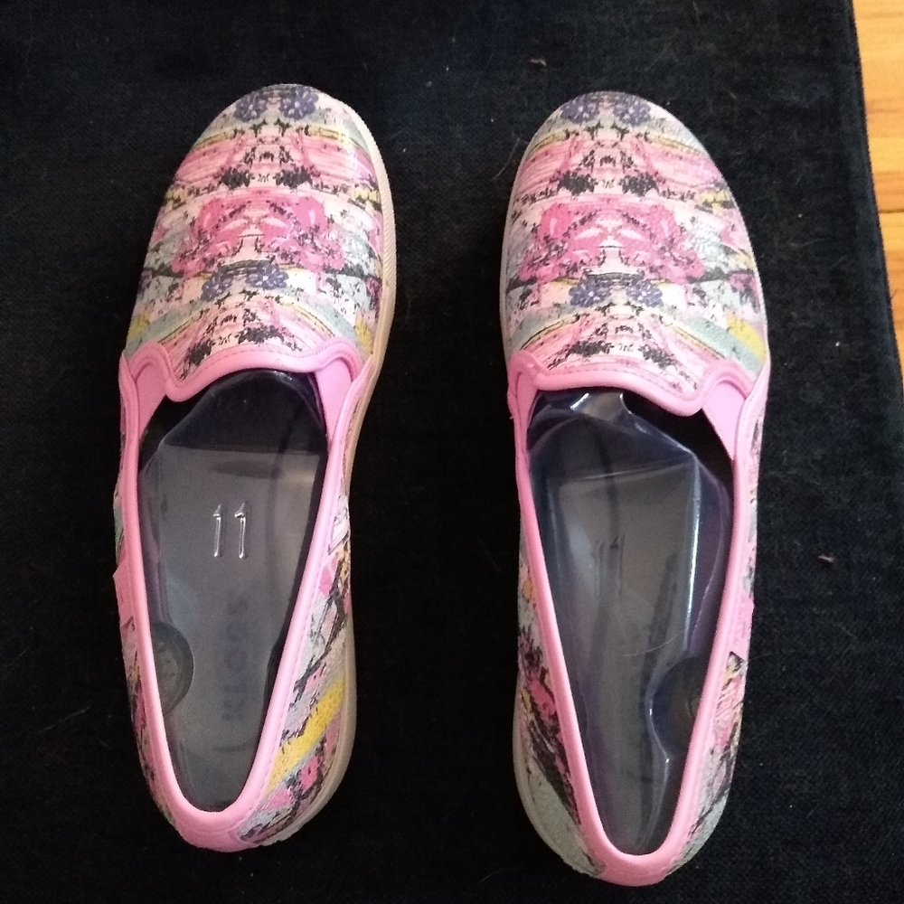 Klogs slip on clogs